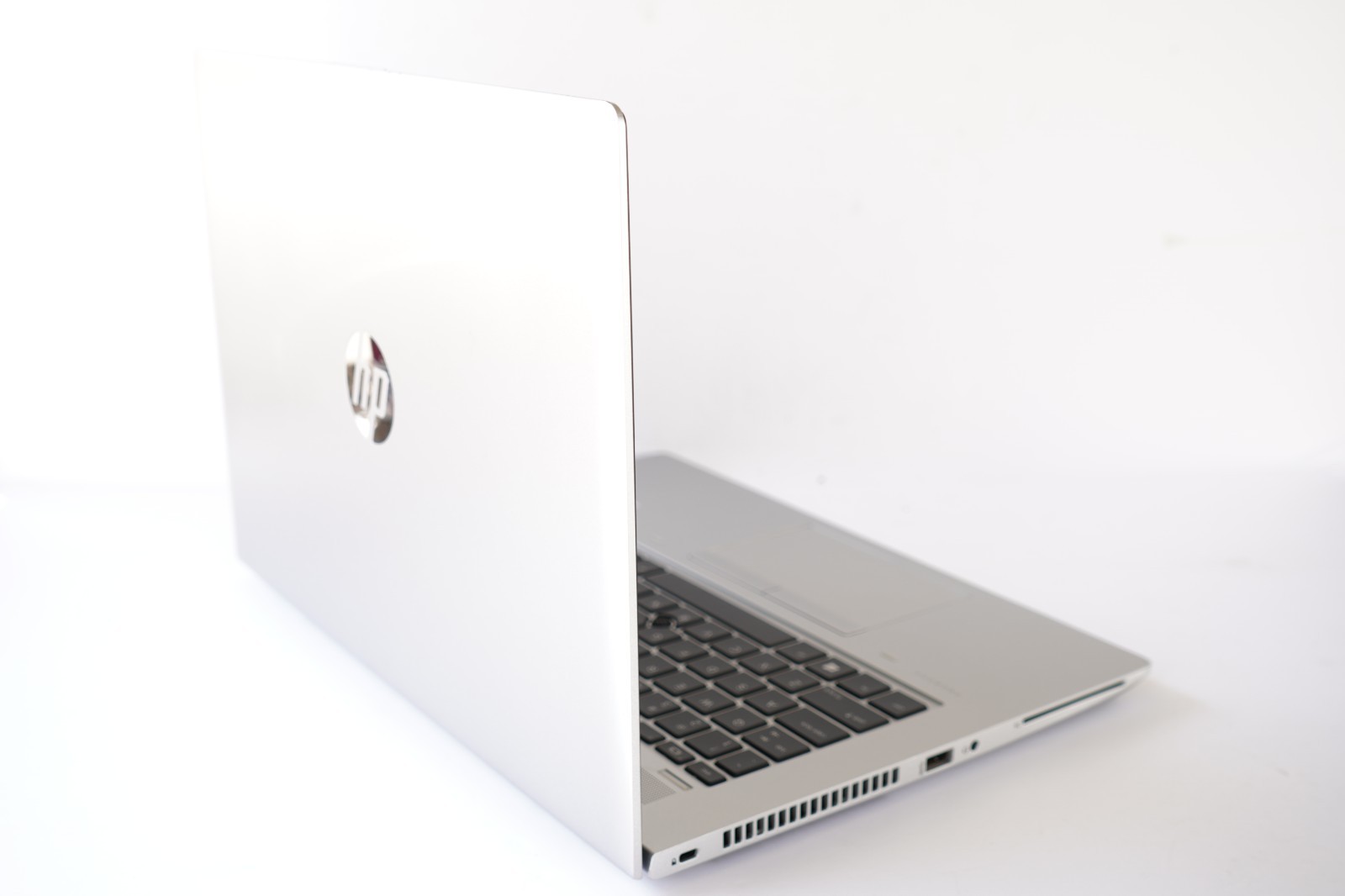 Laptop HP ProBook 640 G7 i7-10610U | 16GB | 256GB NVMe | Teclado retroiluminado | Wifi+BT | W11, imagen 7