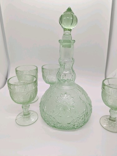Vtg Indiana Glass Co Tiara Chantilly Green Sandwich Glass Wine Decanter 5pc Set - Picture 8 of 24