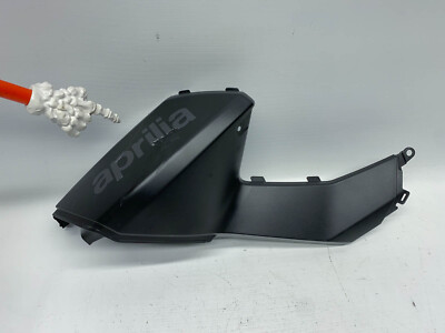 Aprilia Shiver 900 Links Tank Verkleidung Abdeckung Left Tank Fairing (1) 18'