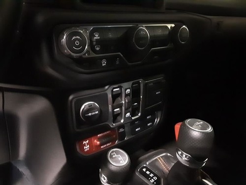 Jeep JT Gladiator OEM Rear Seat USB Power Ports 68271567AB 2020-2023 146763 - Picture 23 of 24