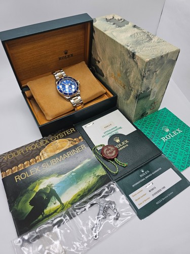 Rolex Submariner Date 16613LB Bluesy, 1996 Full Set with 2022 Rolex Service - Picture 21 of 21