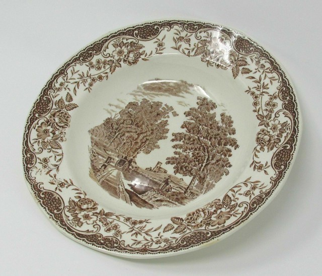 Royal Tudor Ware Barker Bros Olde England 8 inch Rimmed Soup Bowl Brown