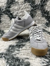 Tenis informales Adidas para mujer gris blanco Samoa talla 7,5 defectos
