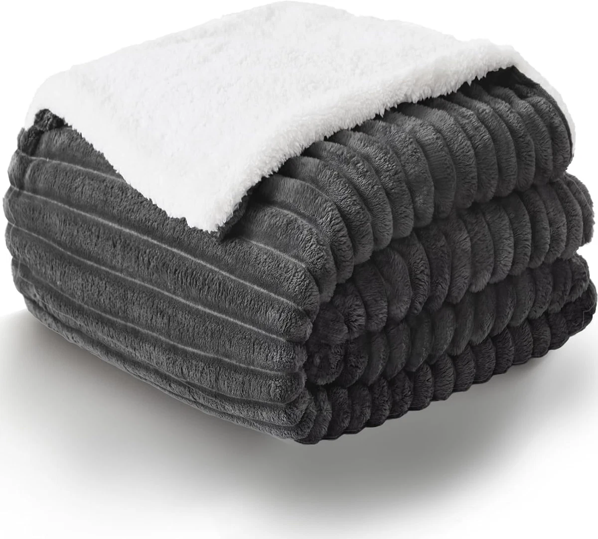 Coperta Morbida Grigia A Righe Moderne Con Nappe – 120x152 Cm – Plaid In Acrilico E Cotone Per Divano, Letto E Soggiorno – Adatta A Tutte Le Stagioni