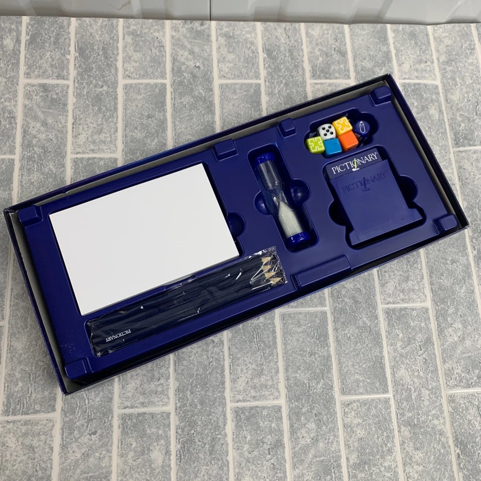 Vintage Pictionary Board Game Family Fun Vintage 1992 Unused Christmas Gift Idea - Image 3 of 4