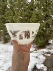 Vintage Pyrex Early American Nesting Mixing Bowl 401 Eagle Brown & White 1.5 Pt