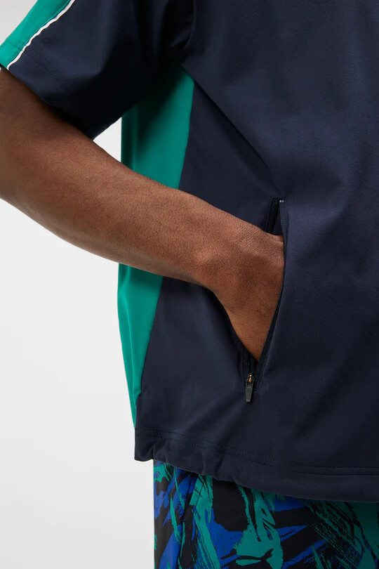 J Lindeberg Men's ROX WINDBREAKER TOP GMJT09074 M501 Green Blue
