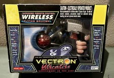 Vectron Ultralite Infrared Remote Control Wireless  Flying Saucer Toy New Sealed