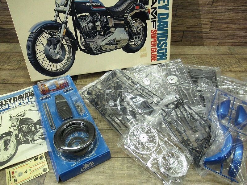 Tamiya 1/6 Harley-Davidson FXE1200 Super Glide Model Kit New