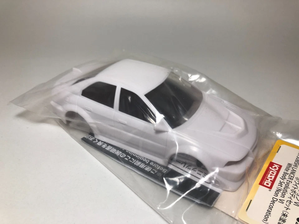 KYOSHO Mini-z MITSUBISHI LANCER Evolution VI White Body Set (Non Decolation) - Image 3 of 4