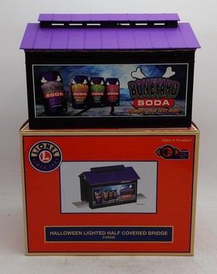 Lionel 2129330 O Assembled Plug-Expand-Play Halloween Lighted Bridge LN/Box