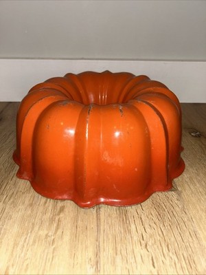 Vintage Original Bundt Brand Northland Aluminum Fluted Tube Cake Pan Orange 10''