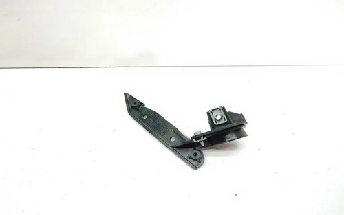 BMW 3 E90 Rechte Scheinwerferhalter 7058448 2.50 Diesel 2007 33635891