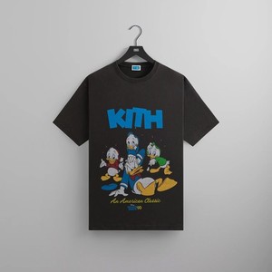 KITH DisnyコラボTシャツ　2T Kith x Disney Mickey & Friends It's All Love Vintage Tee White