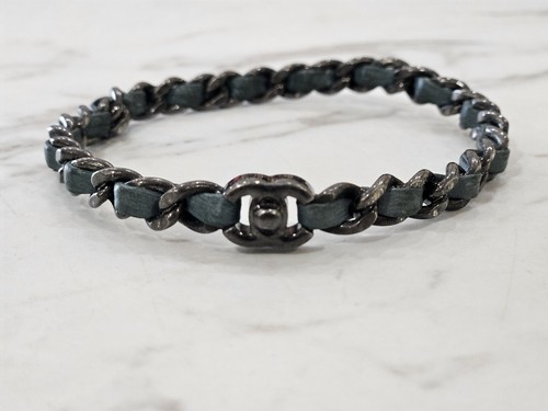 Chanel CC Turnlock Navy Blue Leather Woven Silver Tone Chain BangSz L, AUTHENTIC - Picture 7 of 10