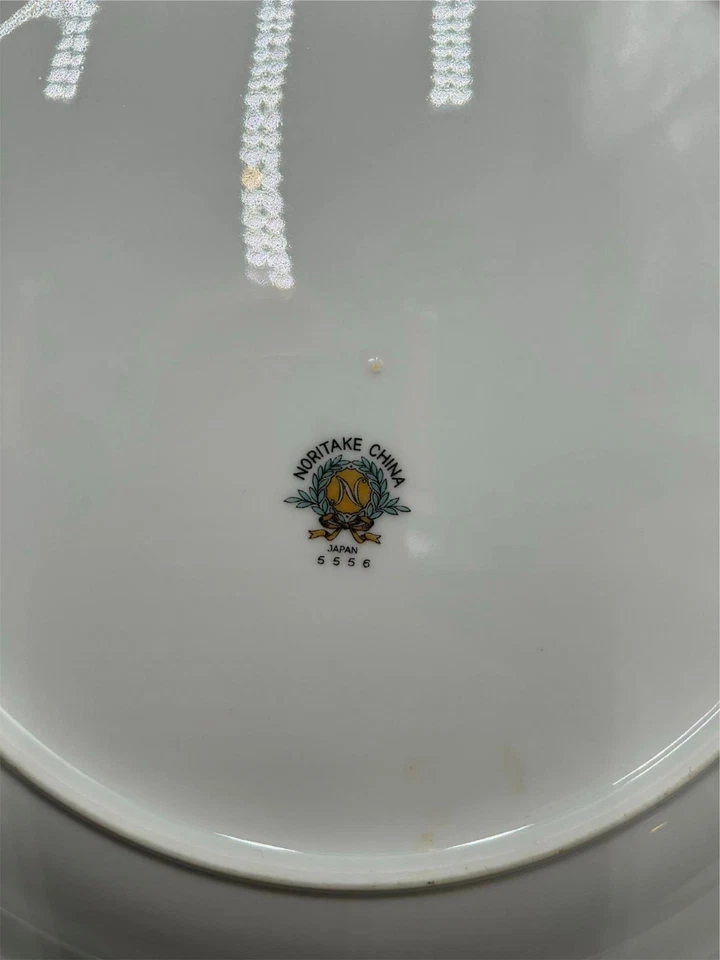 8) TAZAS NORITAKE LILYBELL **SIN PLATILLOS** #5556 EN MUY BUENA CONDICIÓN Foto 4 de 4