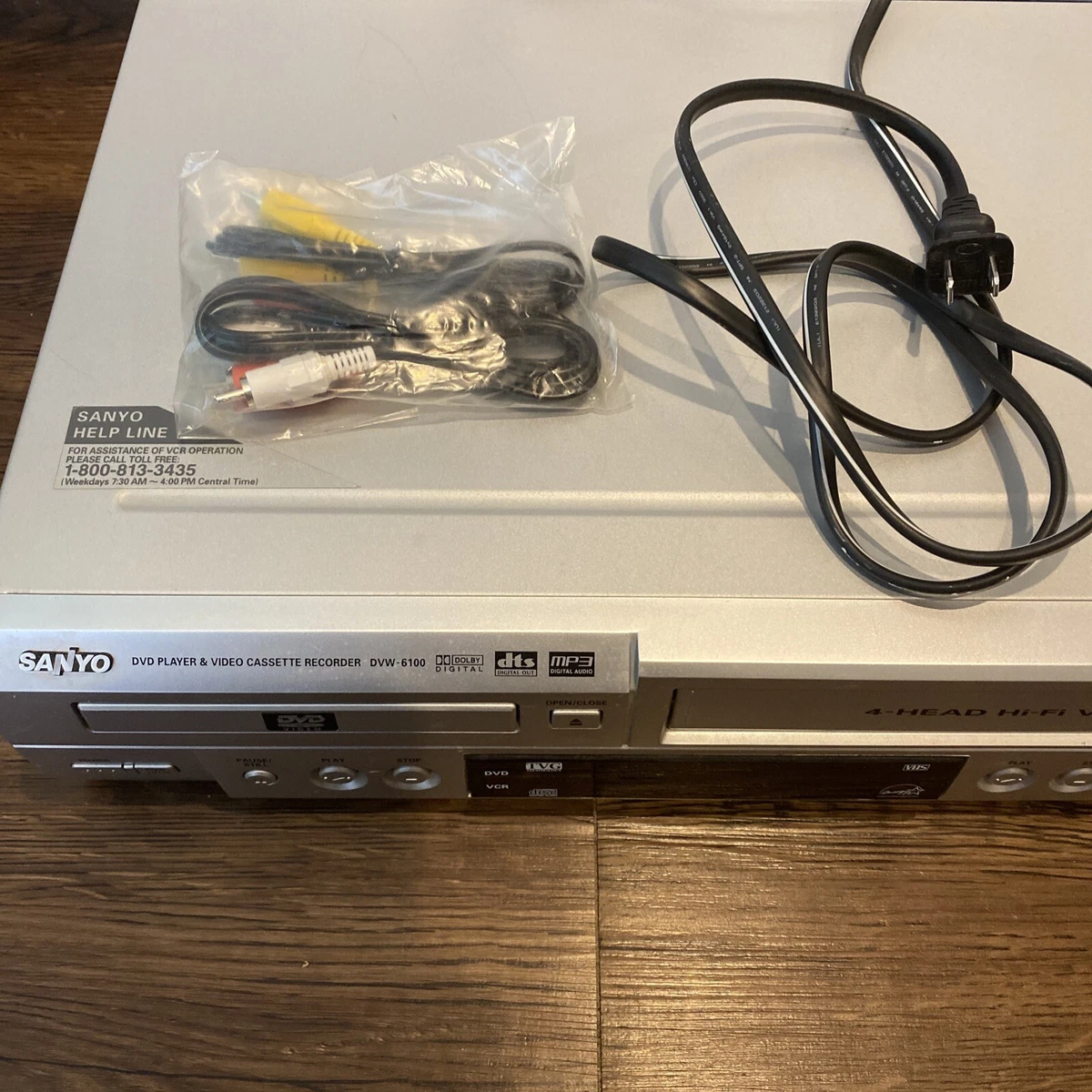Sanyo DVW6100 DVD VCR VHS Combo 4 Head HiFi Player Tested Works NO