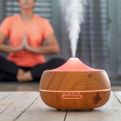 Aroma Diffusor Luftbefeuchter Multicolor LED Licht  Luftbefeuchter im Holzdesign
