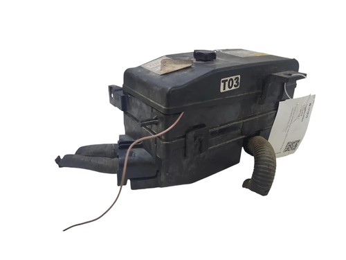 Scatola fusibili HYUNDAI TRAJET FO 912203A021 2.0 DIESEL 83kw 2005 27516665 - Foto 1 di 7