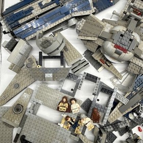 LEGO Star Wars: X-Wing Starfighter (9493) & Other Star Wars Sets MIXIED LOT LBS