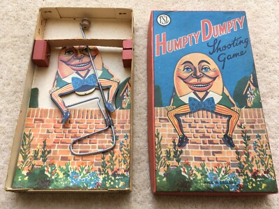 C1940s-50s VINTAGE T.S.L.HUMPTY DUMPTY SHOOTING GAME