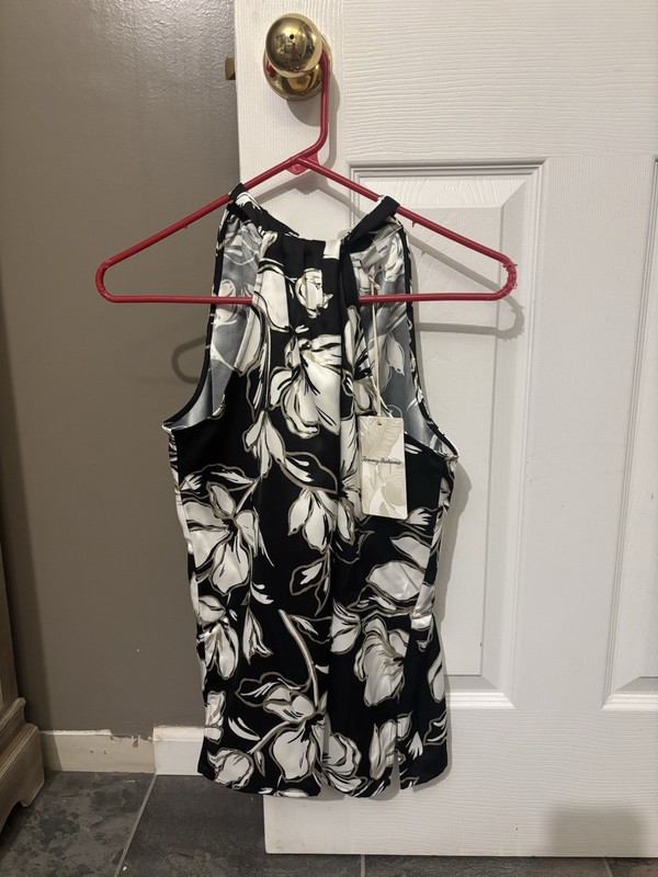 Women’s Tommy Bahama black and gold size medium tank top