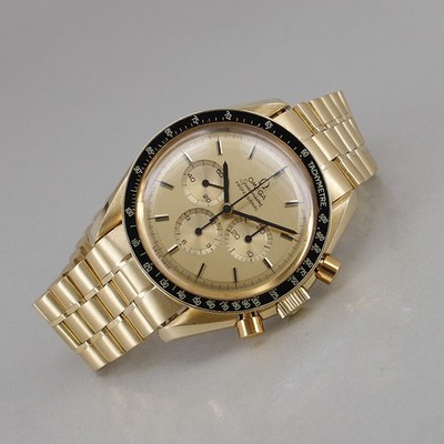 OMEGA Speedmaster Moonwatch Apollo XI 1969 18k Gold Limited Edition Full Set Top