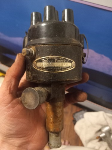 NOS Delco Remy 110118 19682 distributor