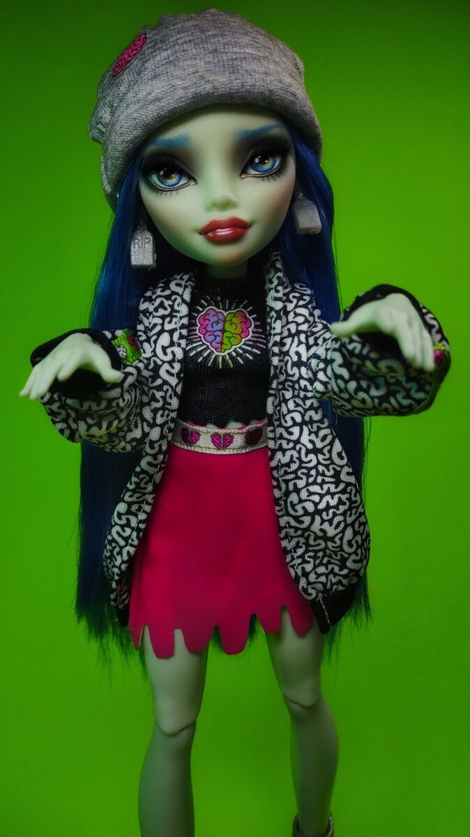 Monster High and Ever After High Dolls for OOAK Customizing 