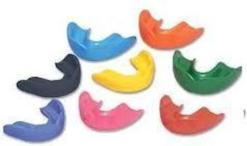 MUELLER No Strap Mouth Guard Piece Teeth Protector Football Basketball Soccer Boxing MMA