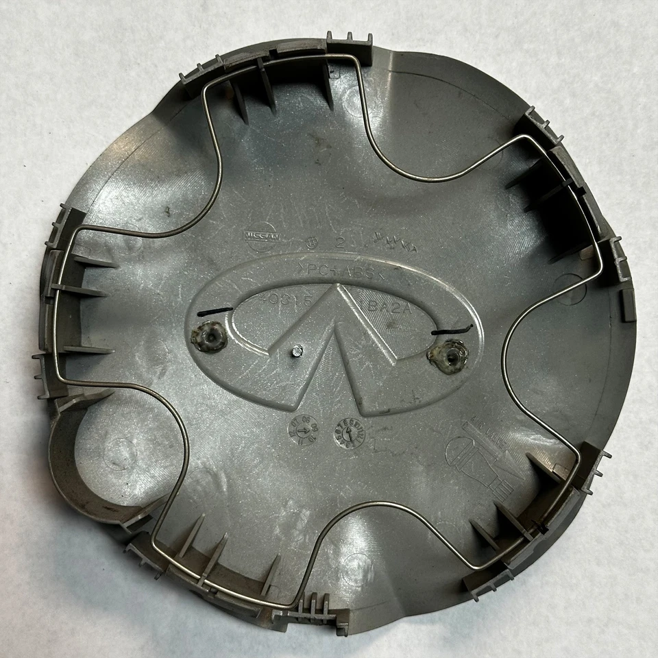 Tapa central para Infiniti EX35 OEM 2008-2010 40315-1BA8A 40315-1BA2A (5 3/4 pulgadas) Foto 4 de 4