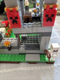 LEGO Minecraft The Fortress 21127 Incomplete With Extra Pieces From Other Sets