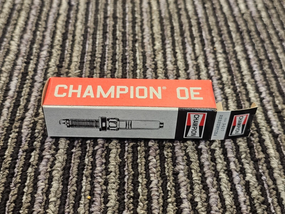 (CANTIDAD 4) Champion 9407 RER8ZWYCB4: Bujía para Honda Civic 2006-2022, CR-V Foto 4 de 4