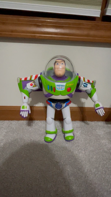 Ultra Rare 2010 Thinkway Toys Talking Buzz Lightyear with New