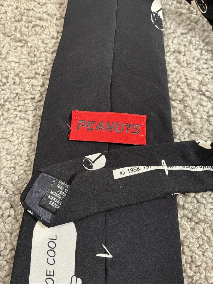 Corbata de seda Peanuts Joe Cool Snoopy negra multi para hombre Foto 4 de 4