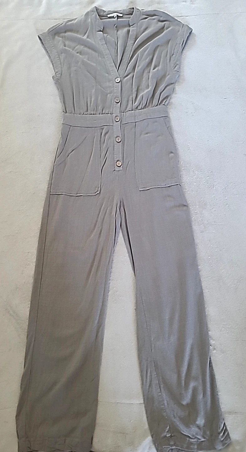 Love Tree Jumpsuit Gray Wide Leg Boho Minimalist Button Front Medium Travel