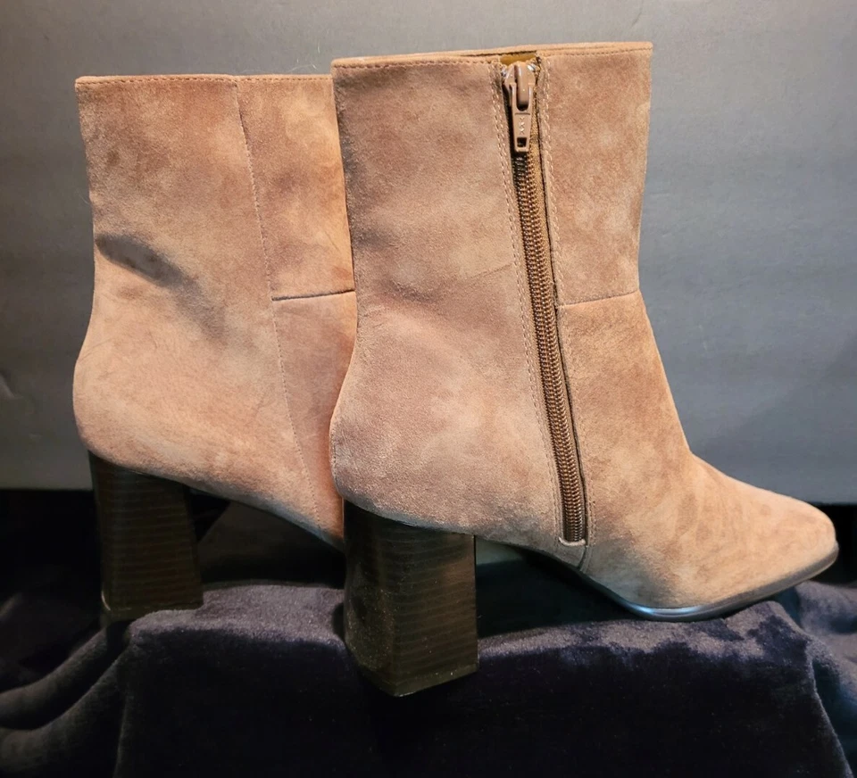 New Women's Size 9 Chadwick's Tan Suede Boots Booties Side Zip Leather 3" Heels - Image 4 of 4