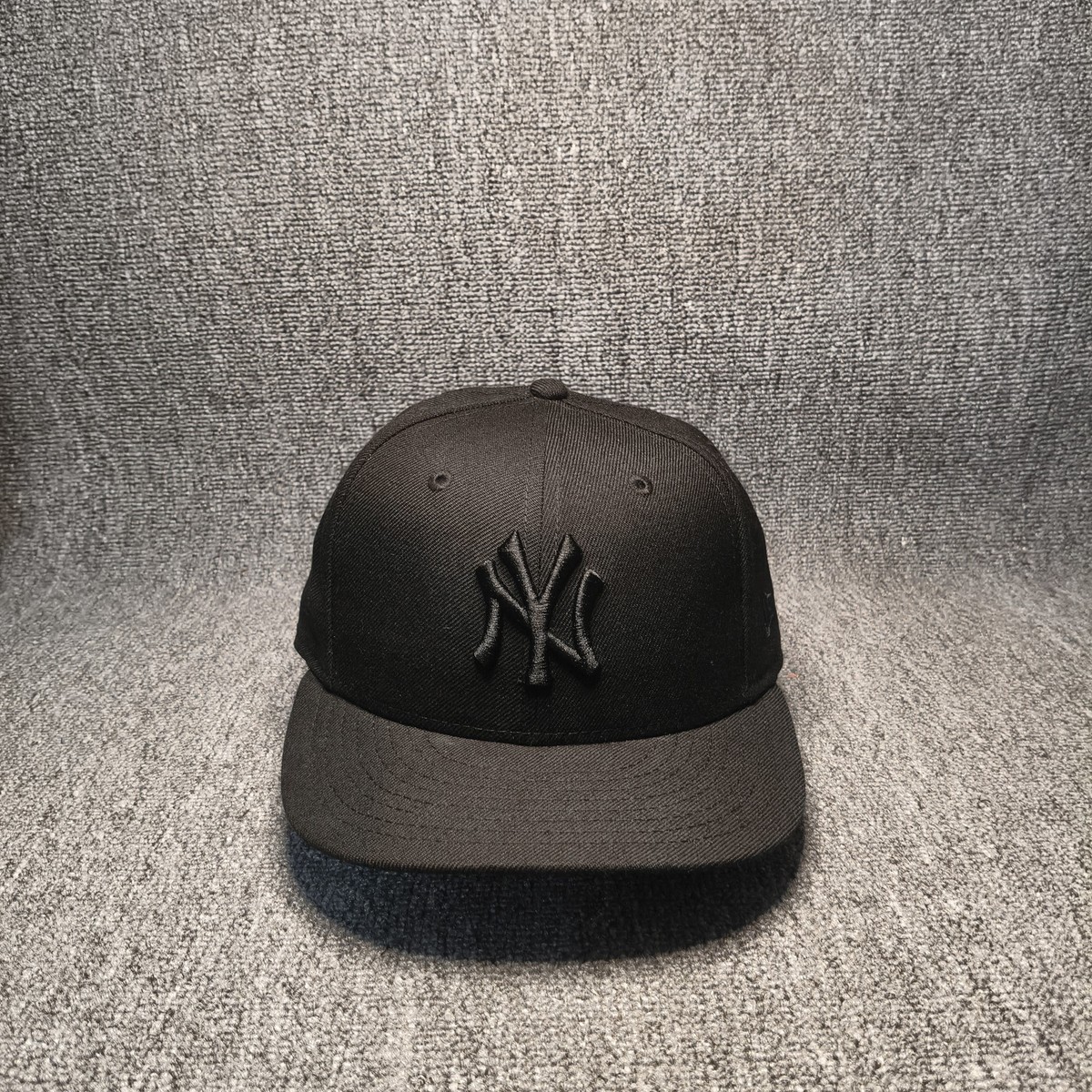 New Era New York Yankees MLB Black Fitted Hat Tonal Logo
