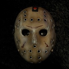 Deluxe Friday The 13th 2009 Remake Jason Voorhees Hockey Mask