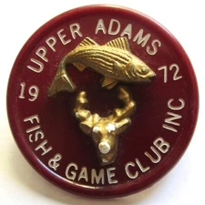 Gardners, PA - FISH & GAME CLUB Hunting / Fishing dimensional 3D relief 1972 pin