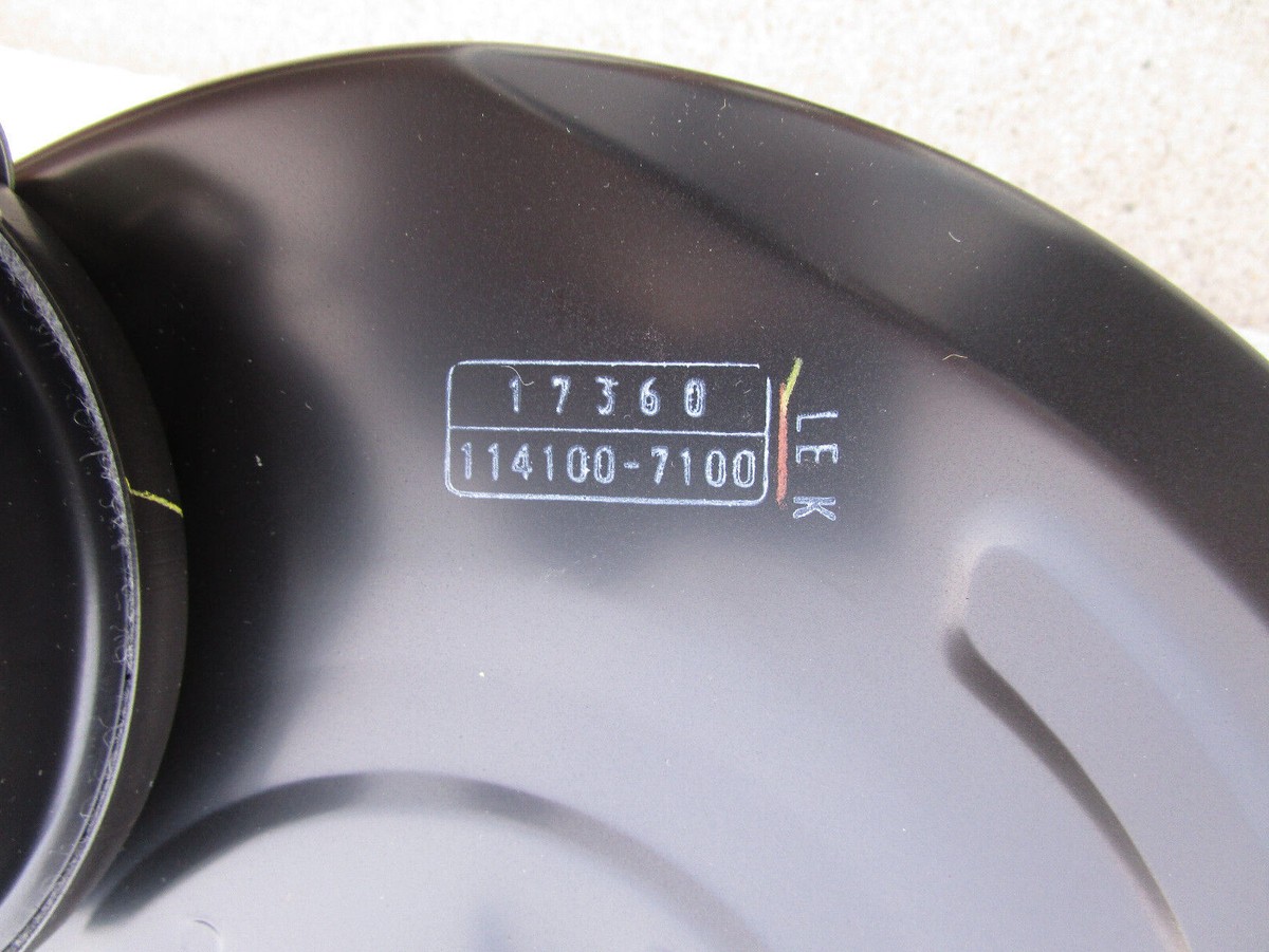 07 - 16 TOYOTA LAND CRUISER 70 SERIES ENGINE AIR CLEANER INTAKE