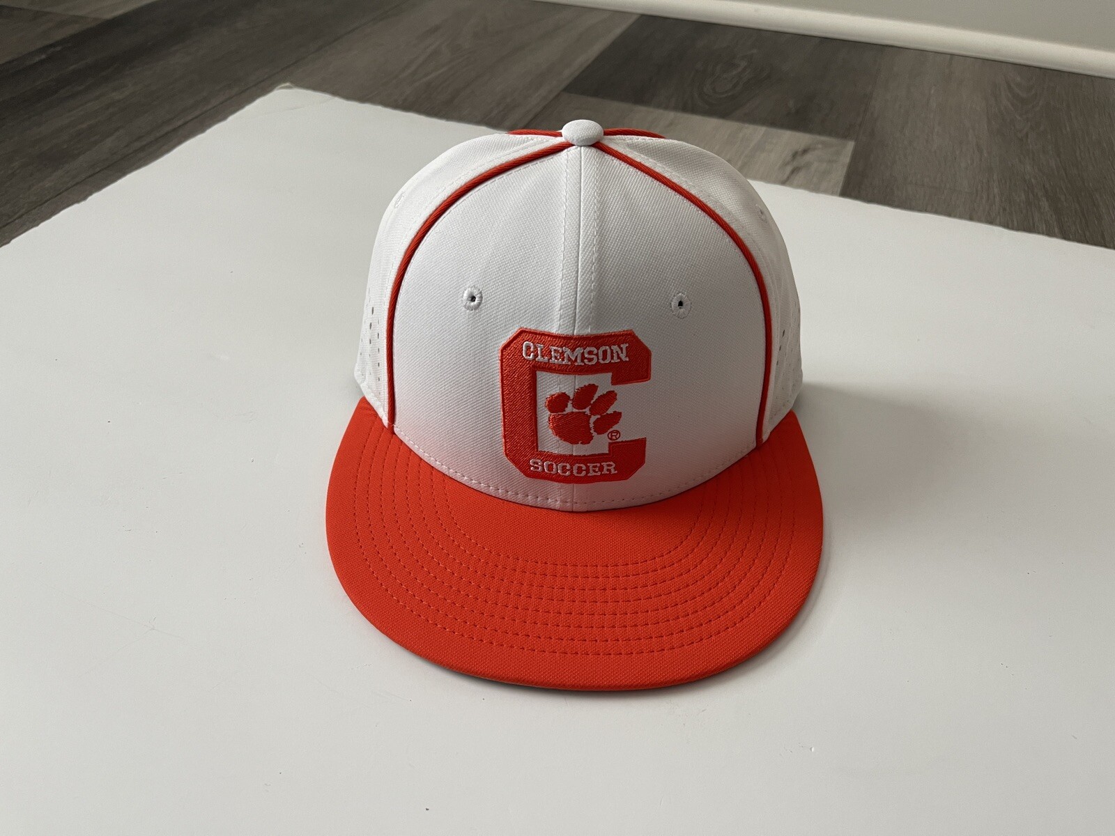 Picture 1 of 6