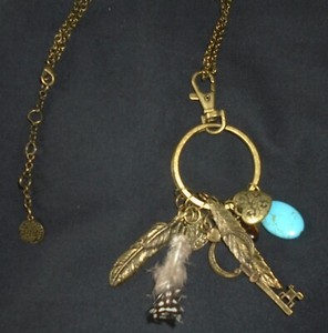 Authentic N.W.3 Hobbs Dream-catcher Charm Necklace gold plated feather key hearts vgc