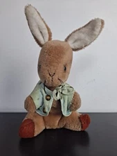 Vintage EDEN Toys Inc. PETER RABBIT Plush Musical Wind-Up Movement w/Shirt, 11"
