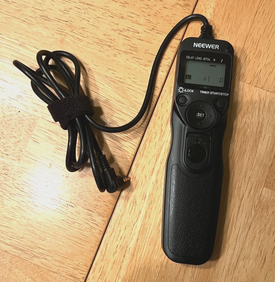 NEEWER EZa-C1 Timer Remote Control for Canon/Contax/Pentax - Image 2 of 4