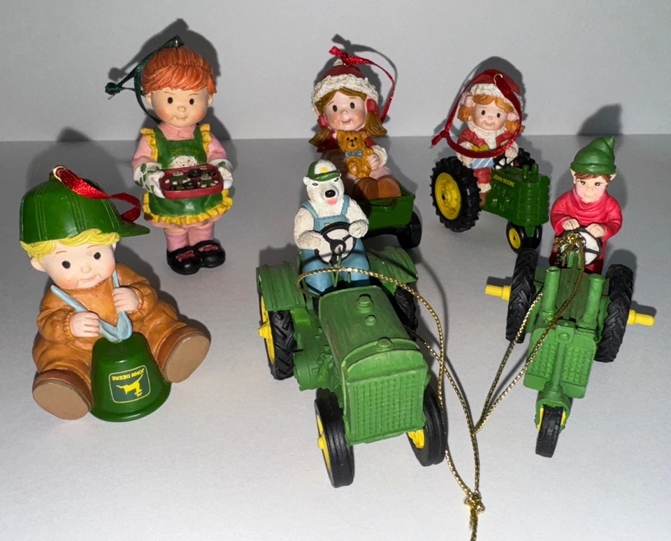 Lote de John Deere Miniatura Adornos Colgantes Tractores Navidad Enesco Figuras Foto 2 de 4