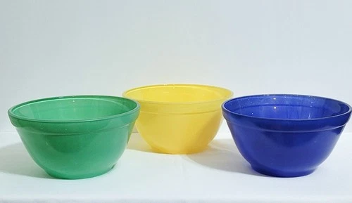 Vintage Anchor Hocking Fire King Rainbow Collection ☆Set Of 3 Soup Bowls 2.75”H