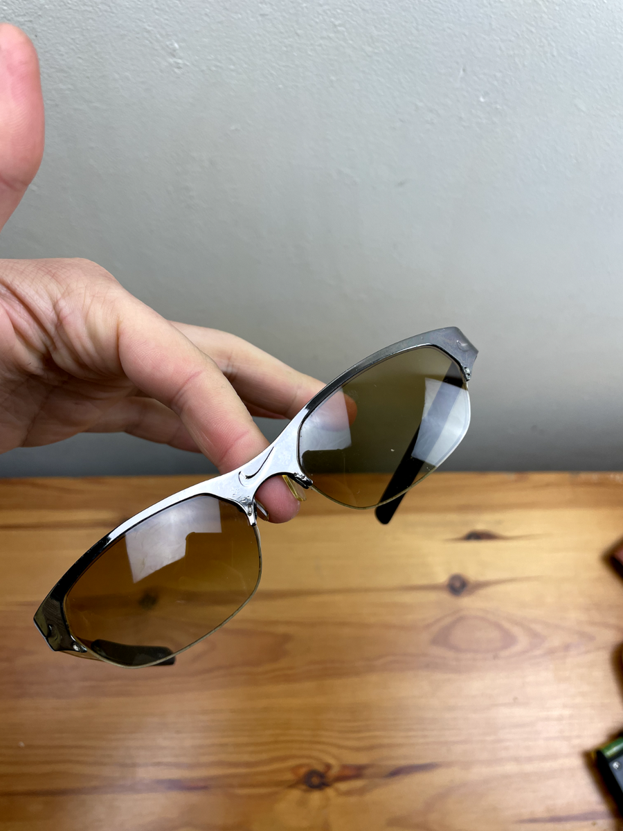 RARE VINTAGE 90s NIKE SILVER CHROME SUNGLASSES & CASE SPORT Y2K