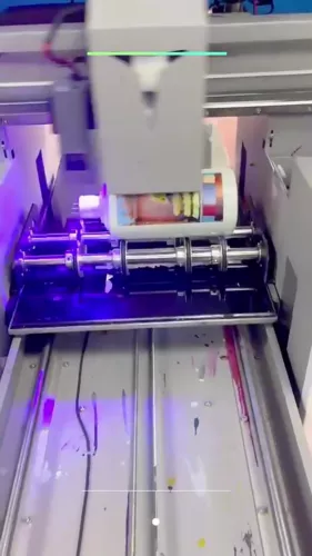 Impresora de plataforma plana UV por inyección de tinta A3 para pluma bola de golf tarjeta de PVC impresora de alta calidad - Vídeo 1 de 1