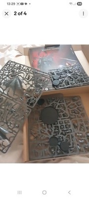 Warhammer Daemon Prince & Howling Banshees Premium Set 2 Neu